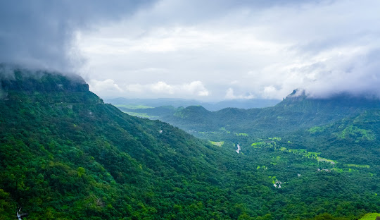 Mumbai to Silvassa Cab