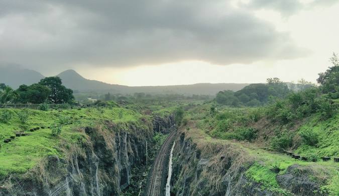 Mumbai to Karjat Cab